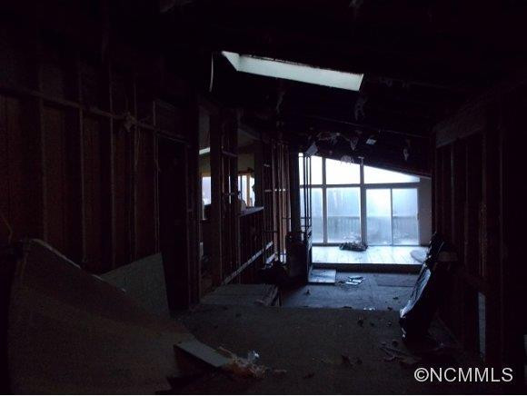 175 McMillan - Photo 4