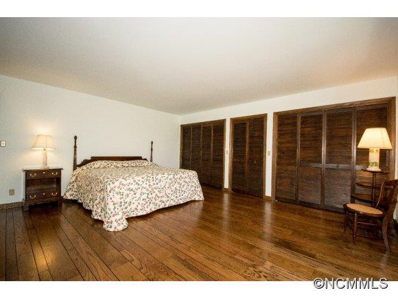 216 ESTATE DRIVE - Photo 13