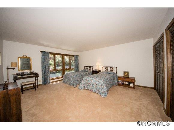 216 ESTATE DRIVE - Photo 17