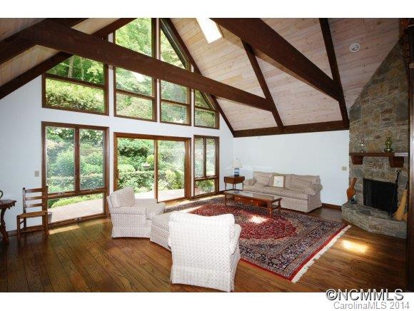 216 ESTATE DRIVE - Photo 6
