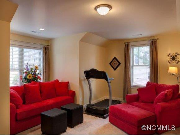 63 GREENWELLS GLORY DR. - Photo 7
