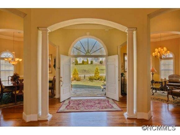 16 Bainbridge Court - Photo 4