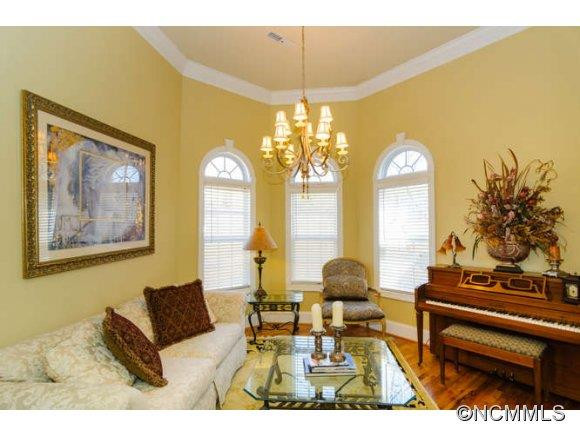 16 Bainbridge Court - Photo 9