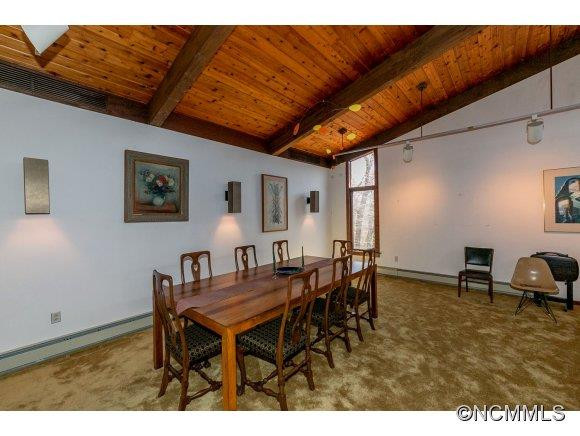 200 Thoroughbred Lane - Photo 10