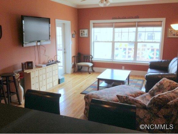 155 S. Lexington Avenue #407 - Photo 4