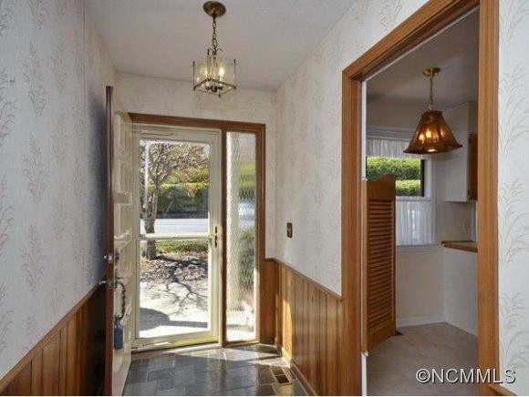 510 DAVIS MOUNTAIN RD - Photo 2