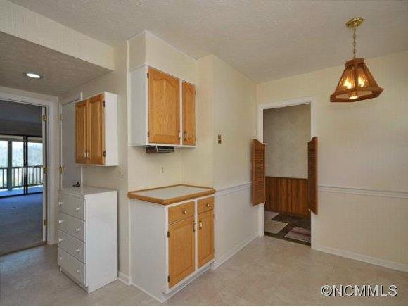 510 DAVIS MOUNTAIN RD - Photo 8