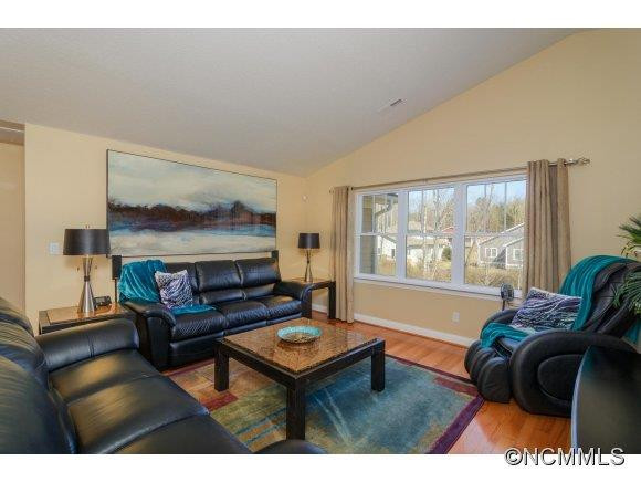 104 Fox Trot Path - Photo 9