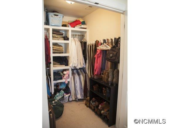 186 Aurora Drive - Photo 8