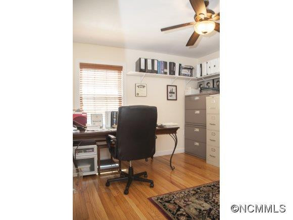 186 Aurora Drive - Photo 10