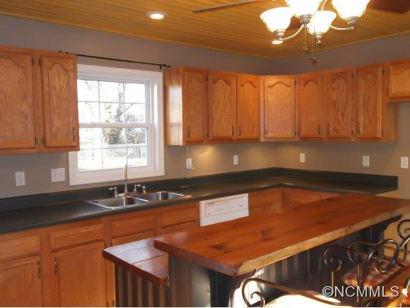 40 Burgin Way - Photo 6