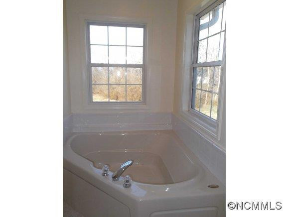 40 Burgin Way - Photo 9