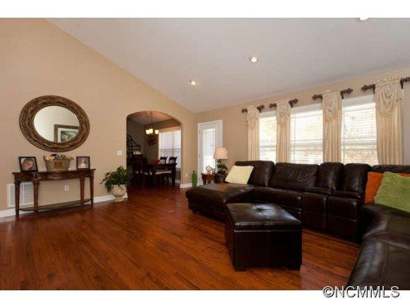 98 Spicebush Court - Photo 2