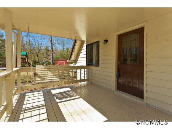 39 LITTLE HUNGRY CREEK LANE - Photo 14