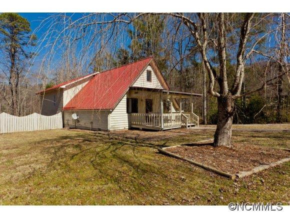 39 LITTLE HUNGRY CREEK LANE - Photo 17