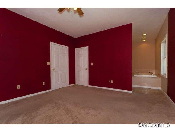 39 LITTLE HUNGRY CREEK LANE - Photo 7