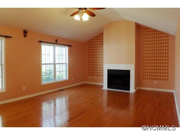 402 Winding Creek Drive - Photo 2