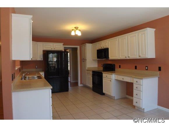 402 Winding Creek Drive - Photo 3