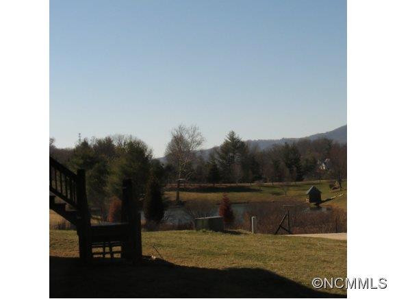 630 Johnson Drive - Photo 2