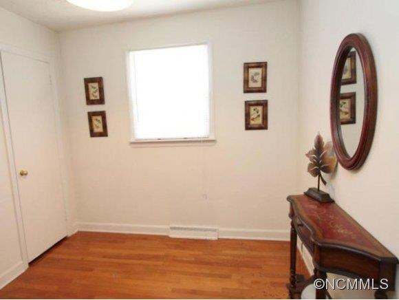 186 EDGEWOOD RD - Photo 6