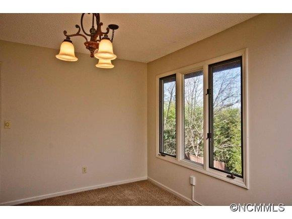 15 Covewood Rd - Photo 4