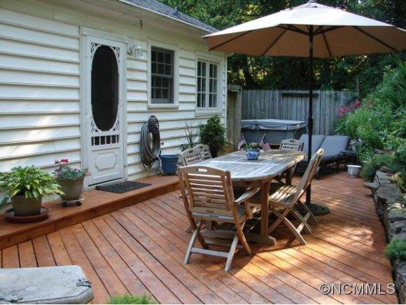 76 Griffing Boulevard - Photo 13