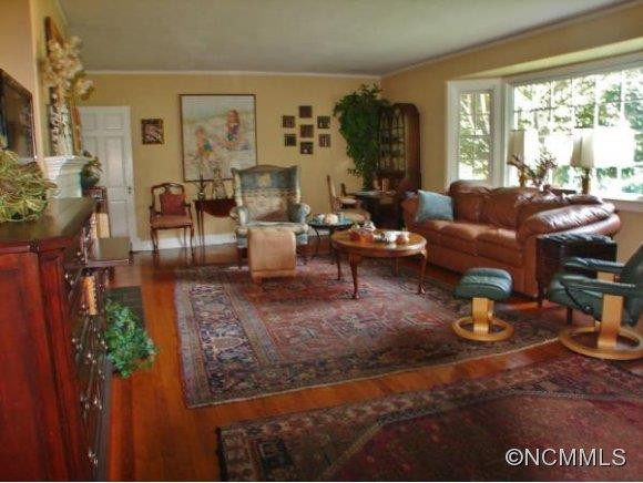 76 Griffing Boulevard - Photo 3