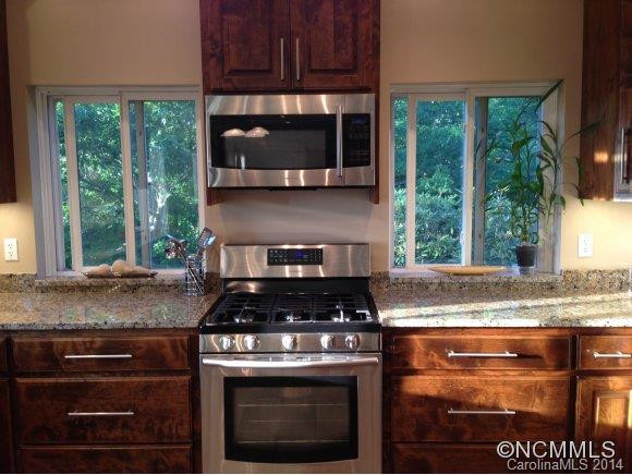 140 Bonnie Brae Court - Photo 13
