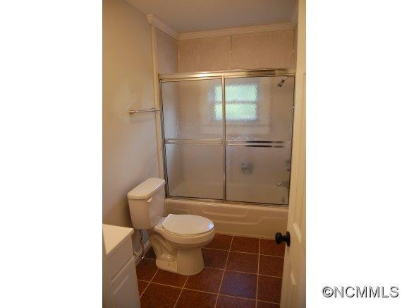 818 Gridley - Photo 7