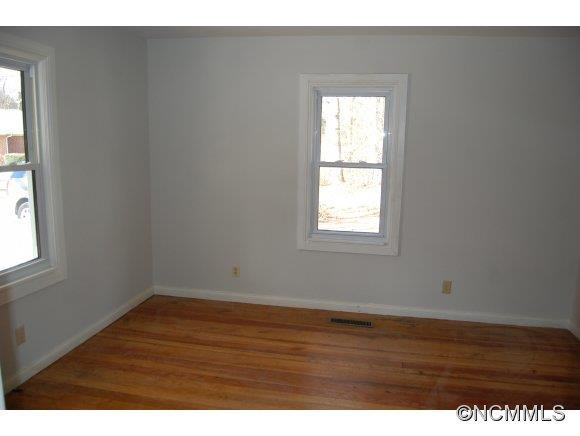 818 Gridley - Photo 8