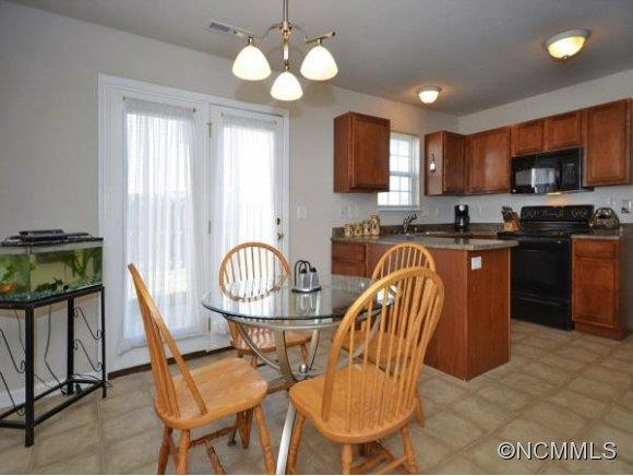 54 LANCEFORD CIRCLE - Photo 8