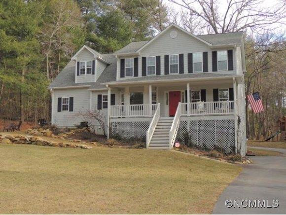 10 MALLORY MEADOWS COURT