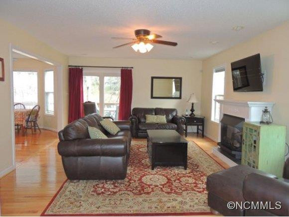 10 MALLORY MEADOWS COURT - Photo 2