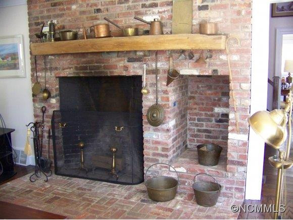 8 Woodmere Drive - Photo 16