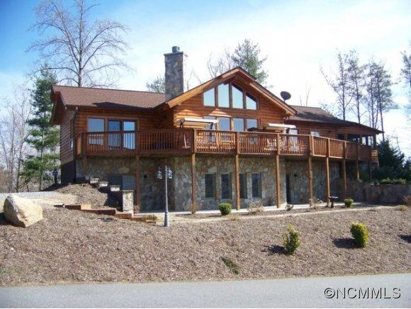 486 Peaks Drive