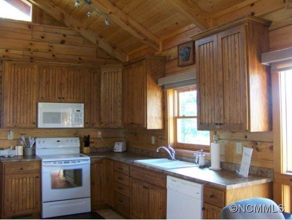 486 Peaks Drive - Photo 3