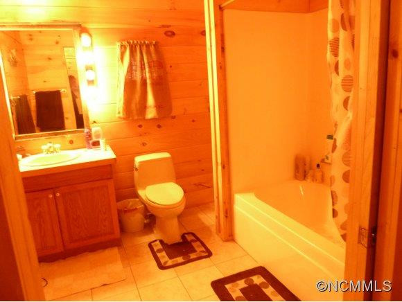 - Photo 7
