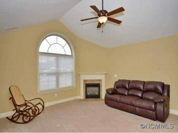 114 Summerfield Place - Photo 3
