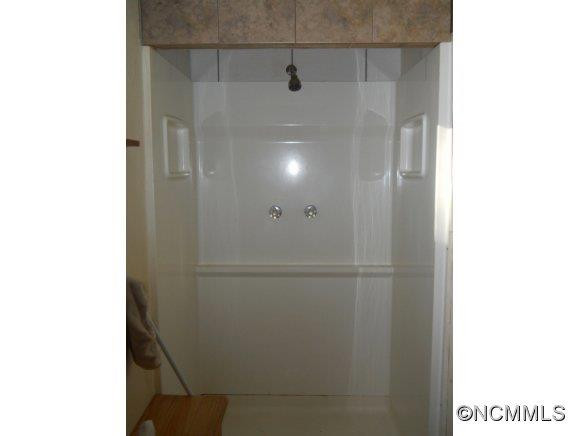 400 Spring Meadow Drive - Photo 5