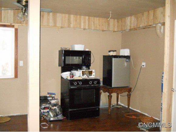 400 Spring Meadow Drive - Photo 7