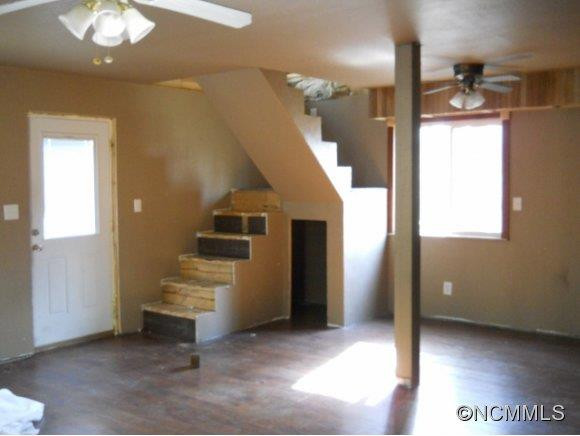 400 Spring Meadow Drive - Photo 10