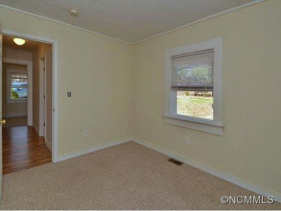 18 RIDGE AVENUE - Photo 4