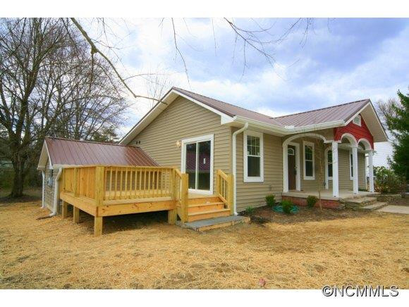 117 Brooklyn Ave - Photo 3