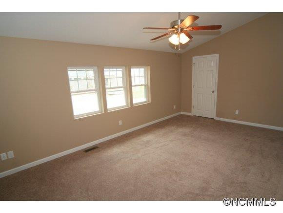 117 Brooklyn Ave - Photo 7