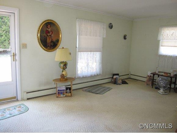 345 Forest Hills - Photo 3