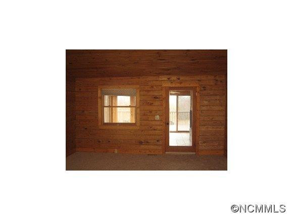  - Photo 7