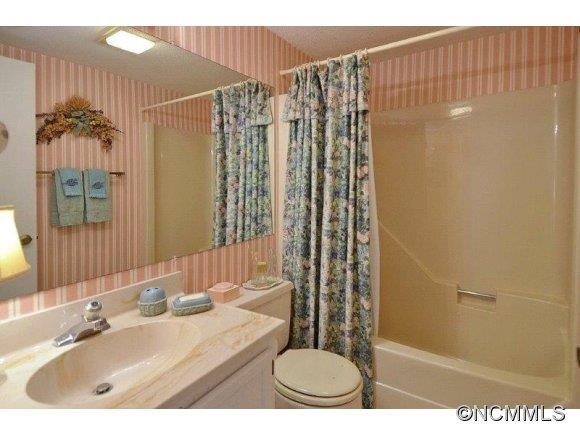 51 Lake Drive Unit 4N - Photo 7