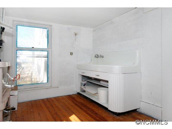 6 Laurel Avenue - Photo 15