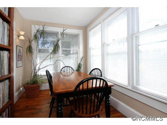 6 Laurel Avenue - Photo 4