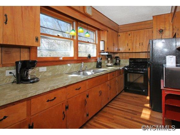 6 Laurel Avenue - Photo 5